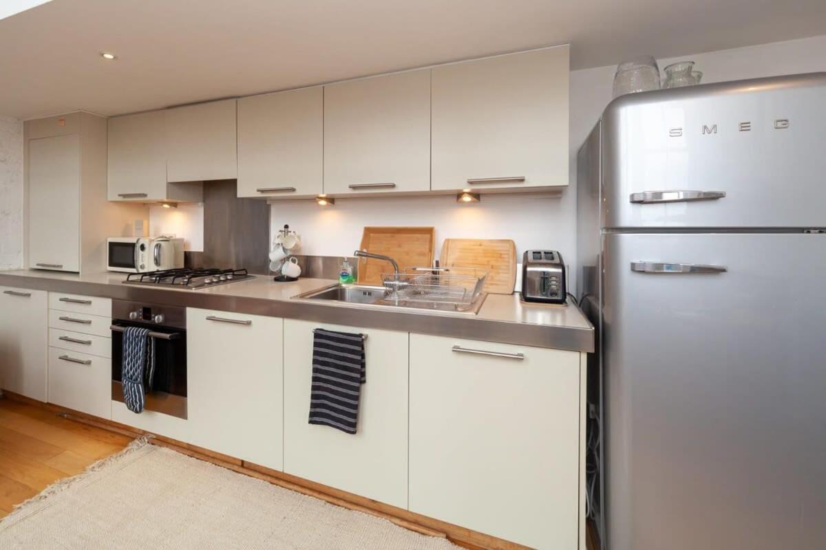 Charming 1 Bedroom Apartment In Old School House Λονδίνο Εξωτερικό φωτογραφία